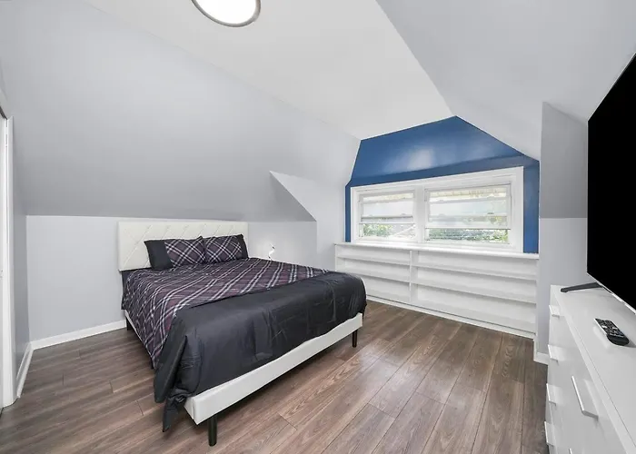 Сasa de vacaciones Gorgeous 5 Bedroom Gem With Games