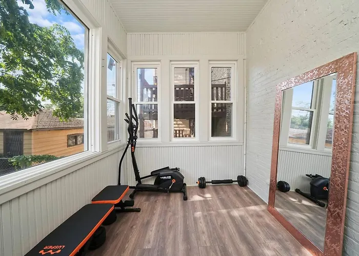 Сasa de vacaciones Gorgeous 5 Bedroom Gem With Games