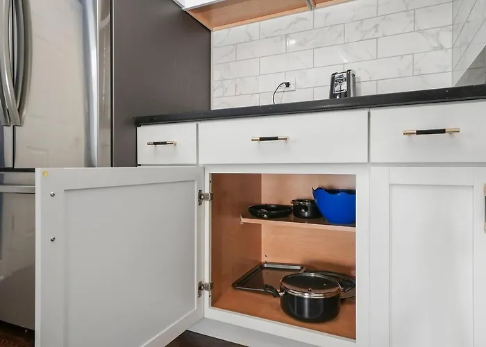 Gorgeous 5 Bedroom Gem With Games *