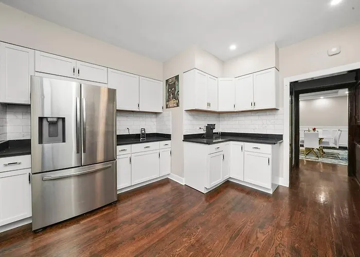 Gorgeous 5 Bedroom Gem With Games Сasa de vacaciones
