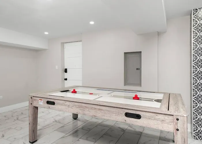 Gorgeous 5 Bedroom Gem With Games