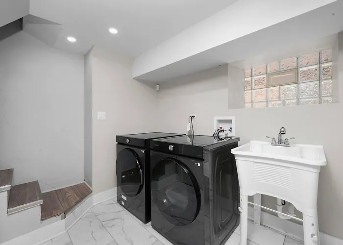 Gorgeous 5 Bedroom Gem With Games