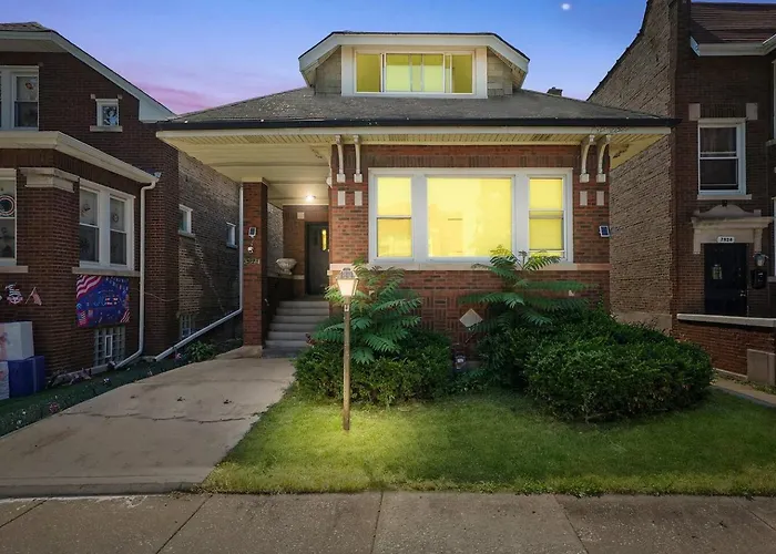 Gorgeous 5 Bedroom Gem With Games Сasa de vacaciones Chicago